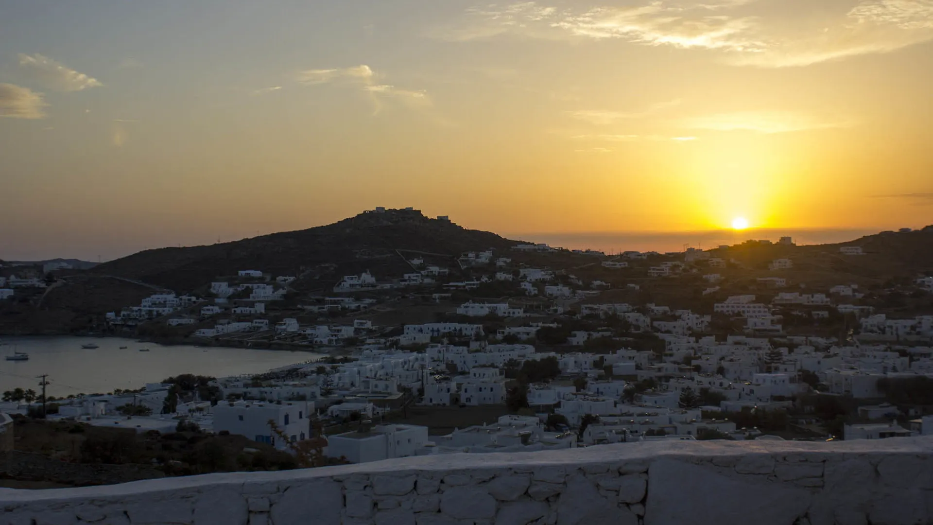 Anixi Lounge Suites Ornos  Ornos (Mykonos)