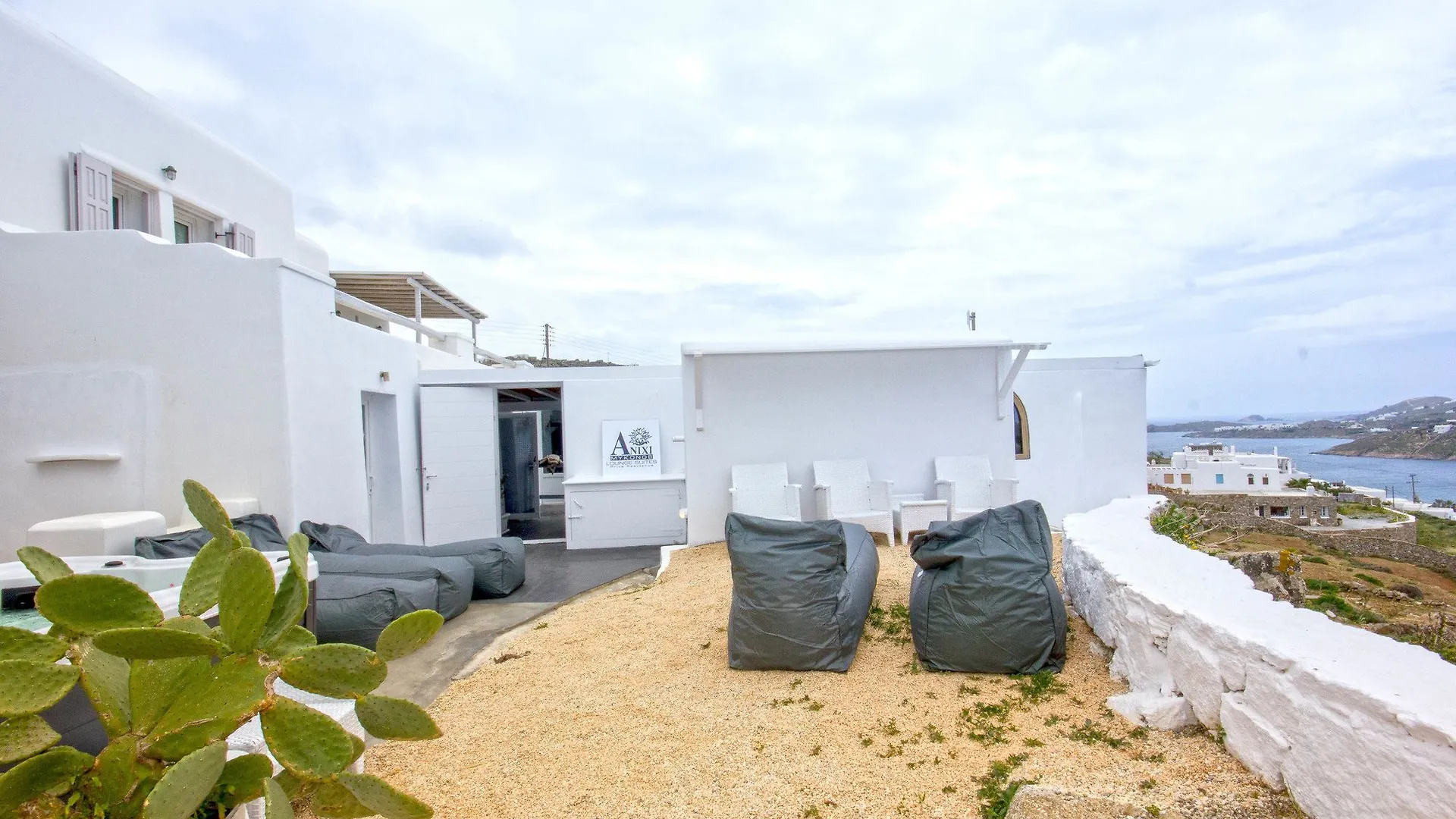 Anixi Lounge Suites Ornos  3*, Ornos (Mykonos)